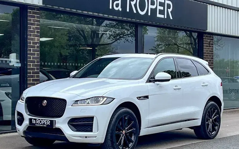 Begagnad Jaguar F-Pace R-Sport 179 HK (131 kW) 2020 SUV