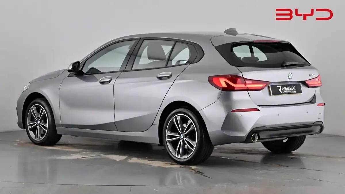 Used BMW 116 Sport Line 116 HP (85 kW) 2022 Grey Hatchback