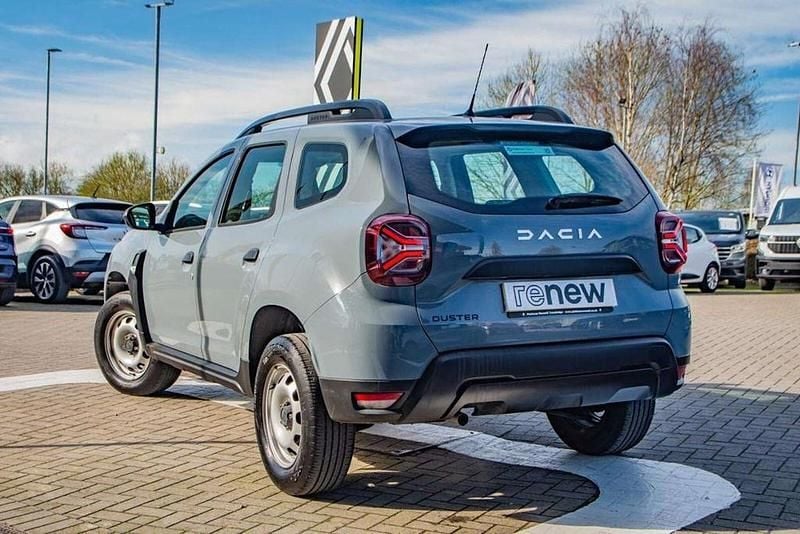 Used Dacia Duster Essentiel 88 HP (64 kW) 2023 Grey SUV