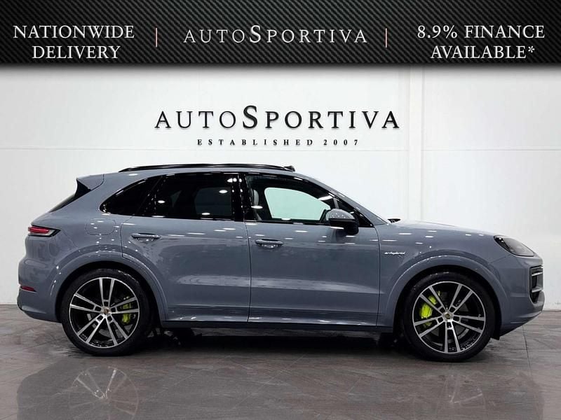 Used Porsche Cayenne 470 HP (345 kW) 2024 Grey SUV