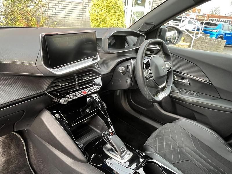 Used Peugeot 2008 Premium 129 HP (94 kW) 2021 Blue SUV