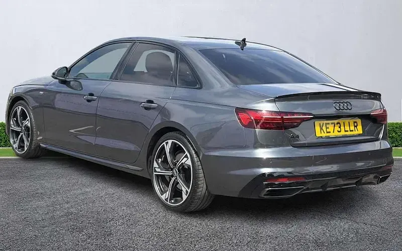 Used Audi A4 Black Edition 150 HP (110 kW) 2024 Grey Sedan