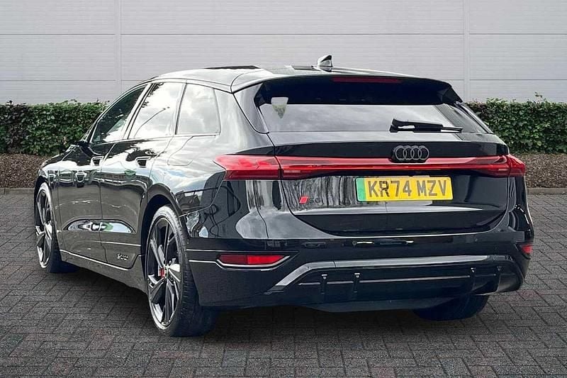 Used Audi A6 e-tron 369 kW (503 HP) 2024 Black Estate