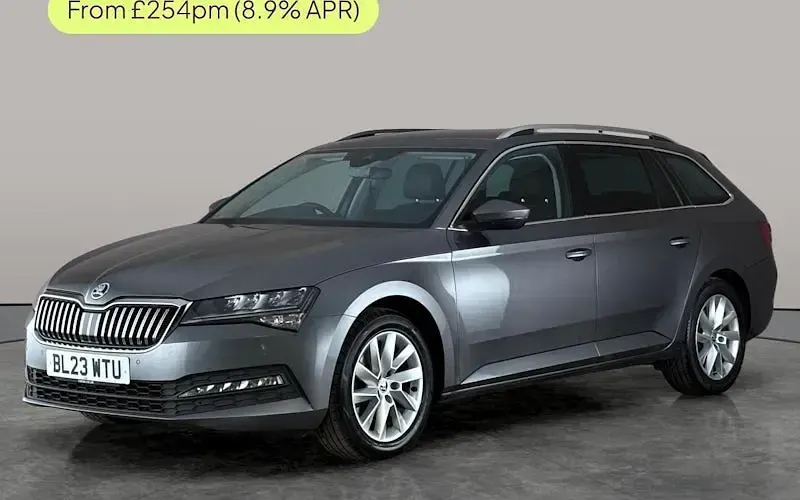 Used Skoda Superb SE Technology 150 HP (110 kW) 2023 Estate