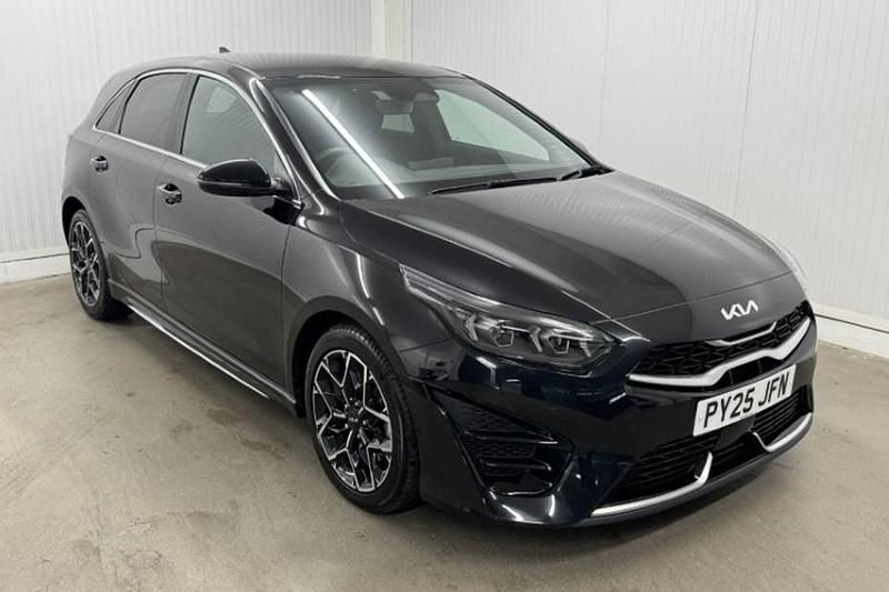 Used Kia Ceed GT-Line 138 HP (101 kW) 2025 Black Hatchback