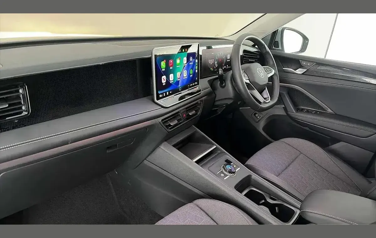 Used VW Tiguan Match 147 HP (108 kW) 2025 Silver SUV