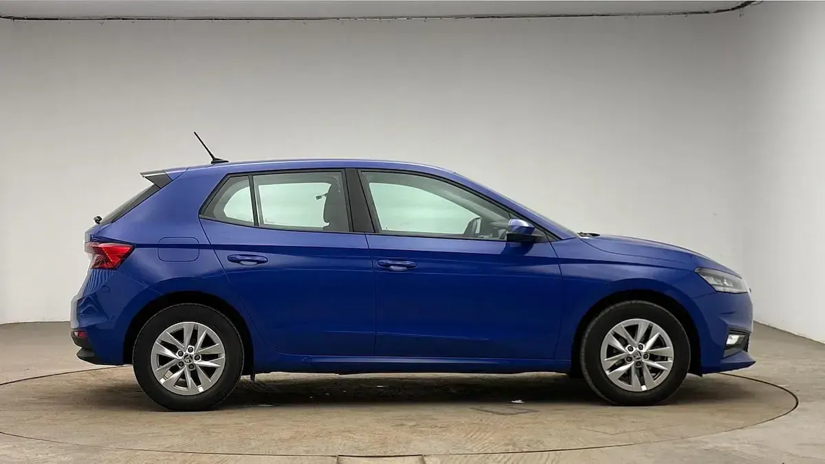 Used Skoda Fabia Comfort 59 HP (43 kW) 2022 Energy blue Hatchback