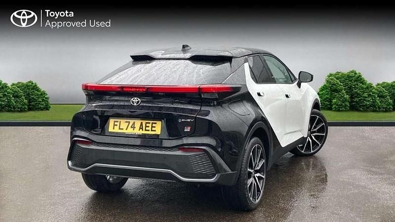 Used Toyota C-HR Sport 223 HP (164 kW) 2024 Platinum white pearl bitone SUV