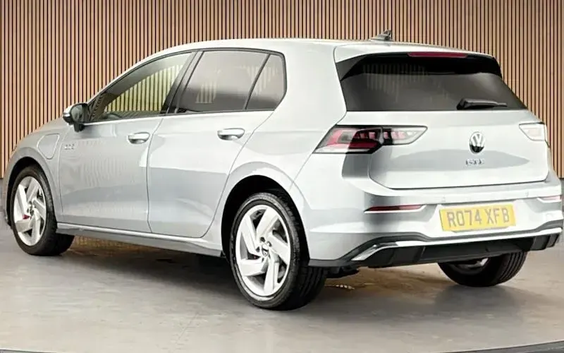 Used VW Golf VIII GTE 272 HP (200 kW) 2024 Oyster silver metallic/oyster silver metallic Hatchback