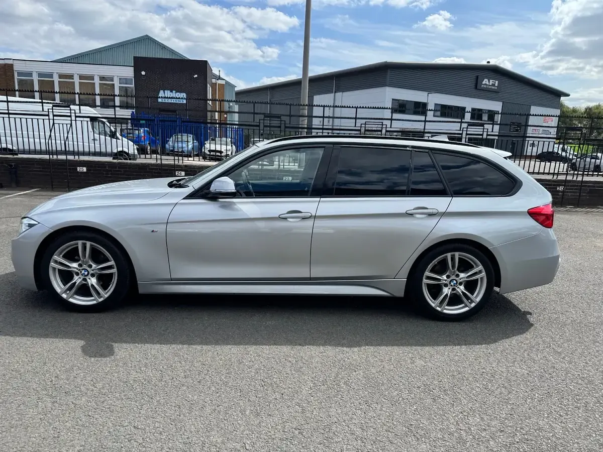 Used BMW 318 M Sport 147 HP (108 kW) 2016 Silver Estate