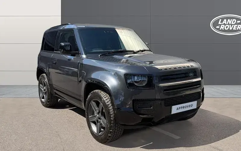 Used Land Rover Defender SE Dynamic 300 HP (220 kW) 2023 SUV