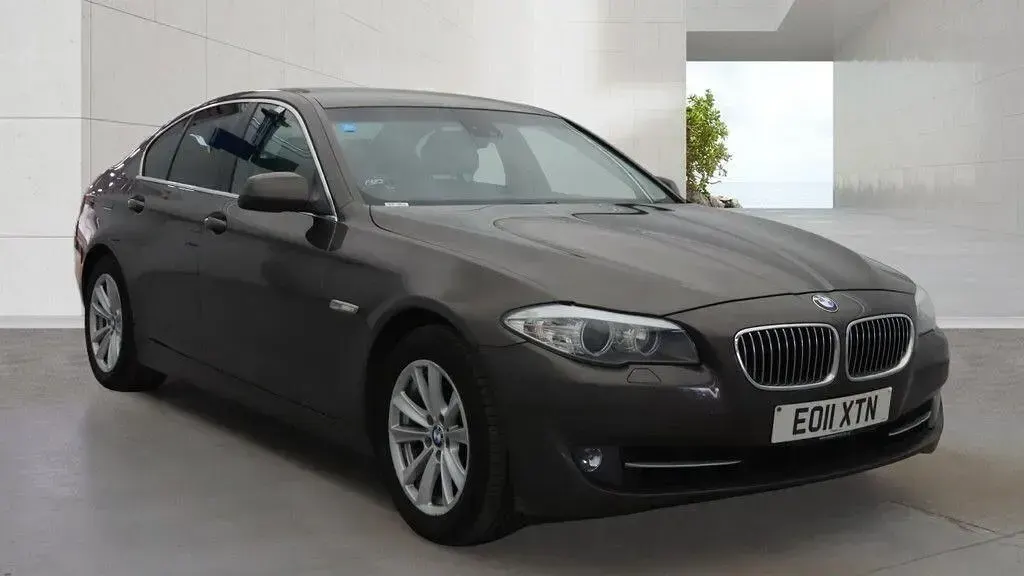 Used BMW 520 Impressive 2011 Brown Sedan