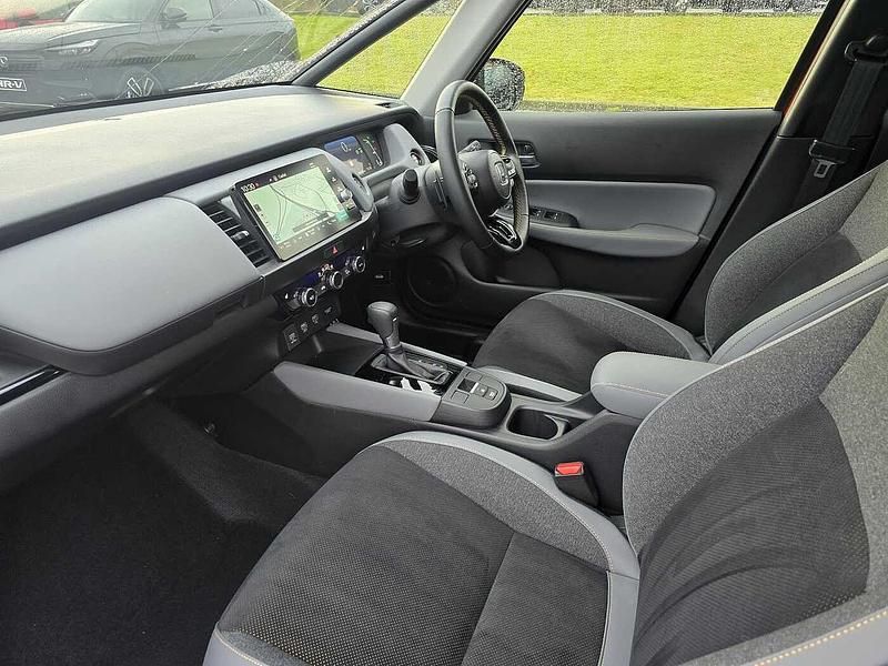 Used Honda Jazz Advance 122 HP (89 kW) 2025 Premium crystal red Hatchback