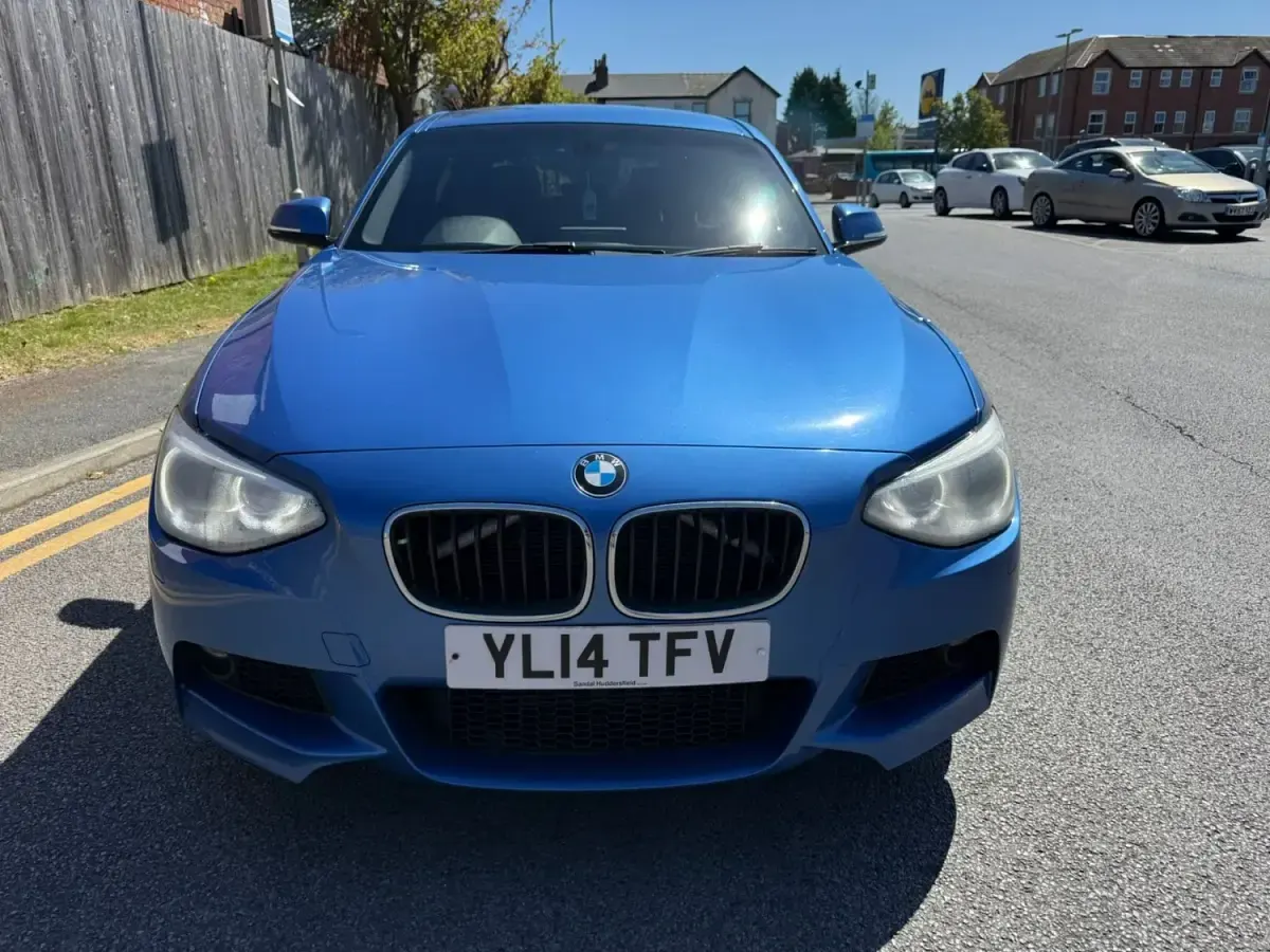 Begagnad BMW 120 M Sport 2014 Blå Halvkombi