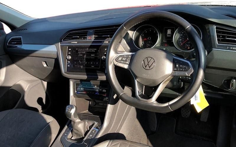 Used VW Tiguan Life 131 HP (96 kW) 2023 SUV