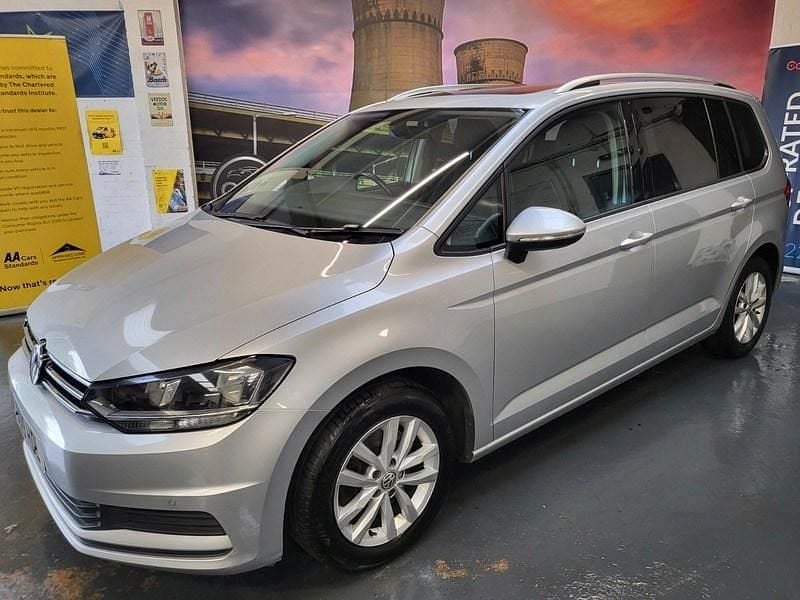 Silver Used 2019 VW Touran Family MPV | £13,490 (Good price) - Image 1/3