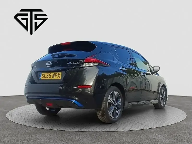 Usado Nissan Leaf Tekna 110 kW (150 HP) 2019 Preto Citadino