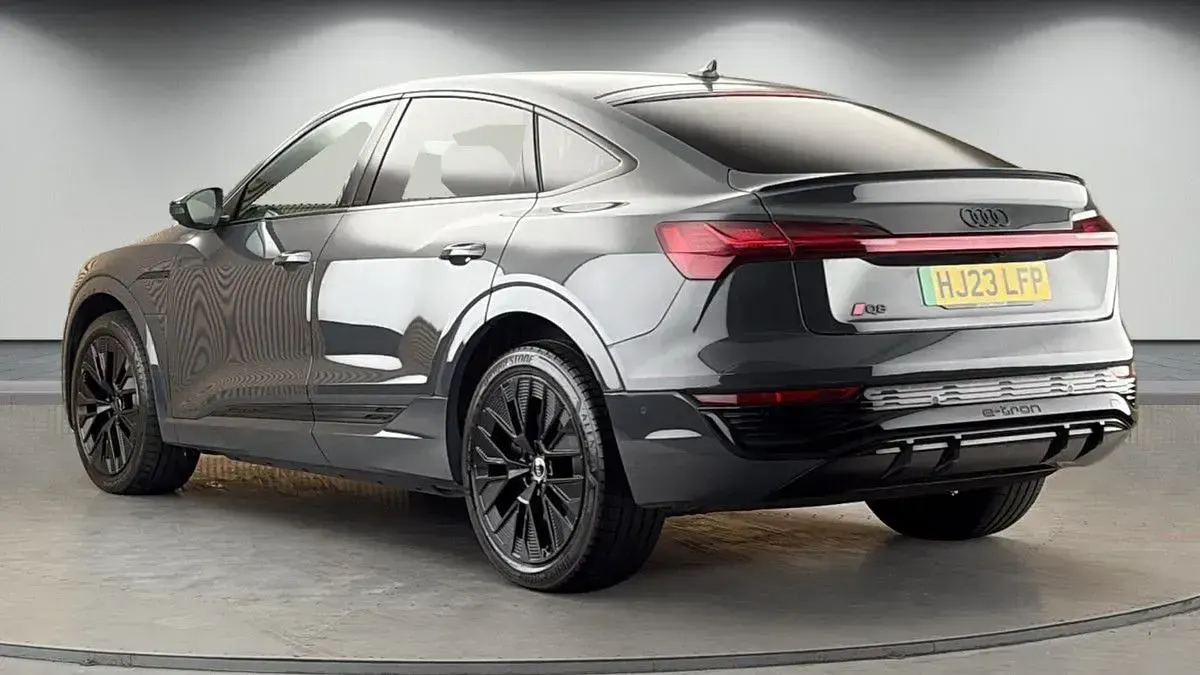 Used Audi Q8 e-tron Black Edition 11 kW (15 HP) 2023 Magnet gray/magnet gray SUV