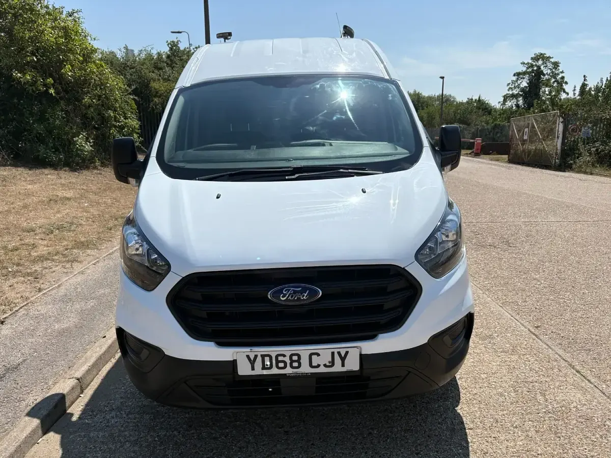 Used Ford Transit Custom 130 HP (95 kW) 2018 White Van