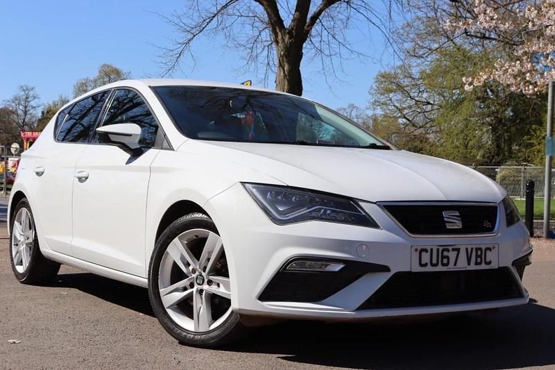 White Used 2017 Seat Leon FR Hatchback | £5,400 (A bit pricey) - Image 1/4