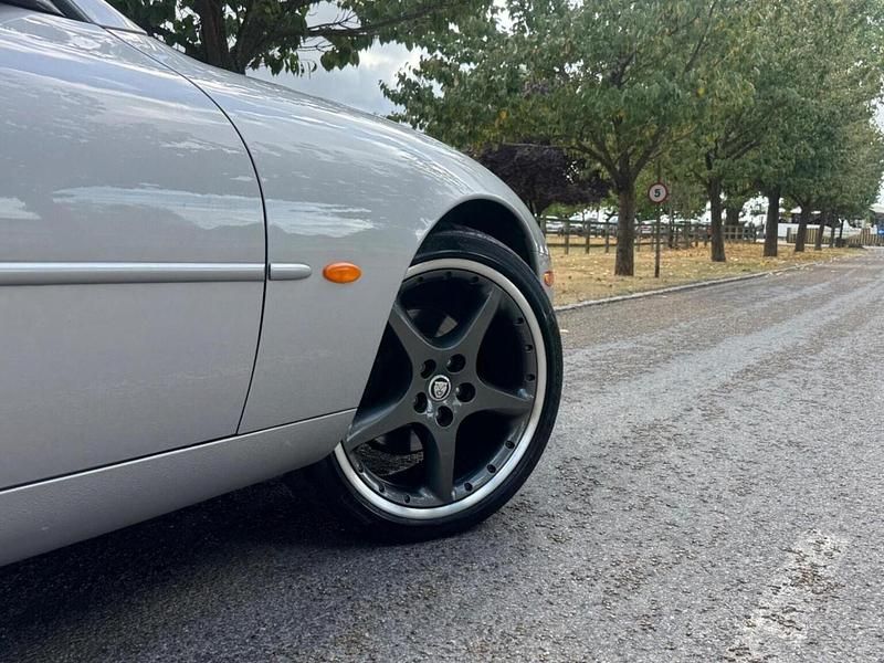 Used Jaguar XKR 2002 Silver Coupe