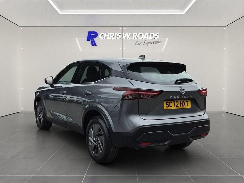 Used Nissan Qashqai Acenta Premium 2022 Grey SUV