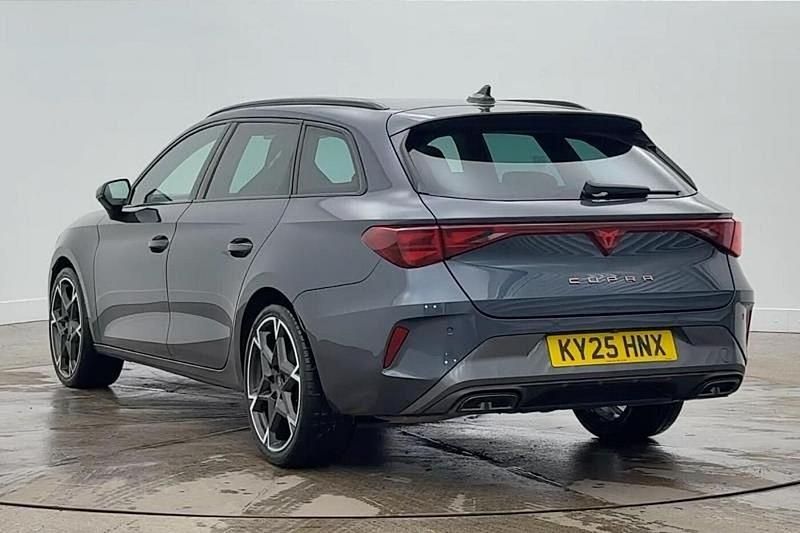 Used Cupra Leon 150 HP (110 kW) 2025 Grey Estate