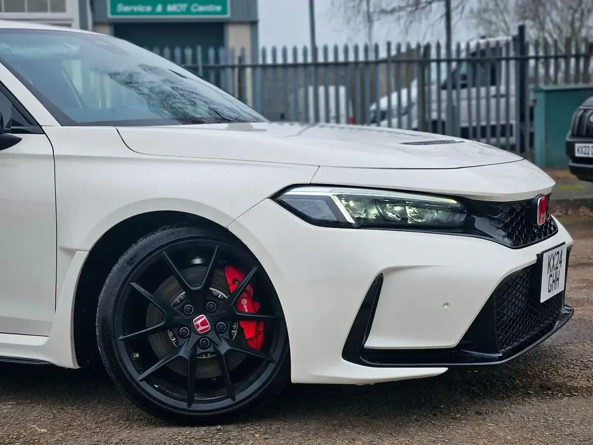 New Honda Civic Type R 143 HP (105 kW) 2026 White Hatchback