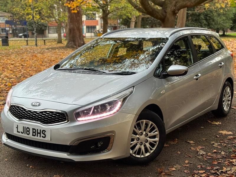 Grey Used 2024 Kia Ceed Sportswagon Estate | £6,495 - Image 1/4