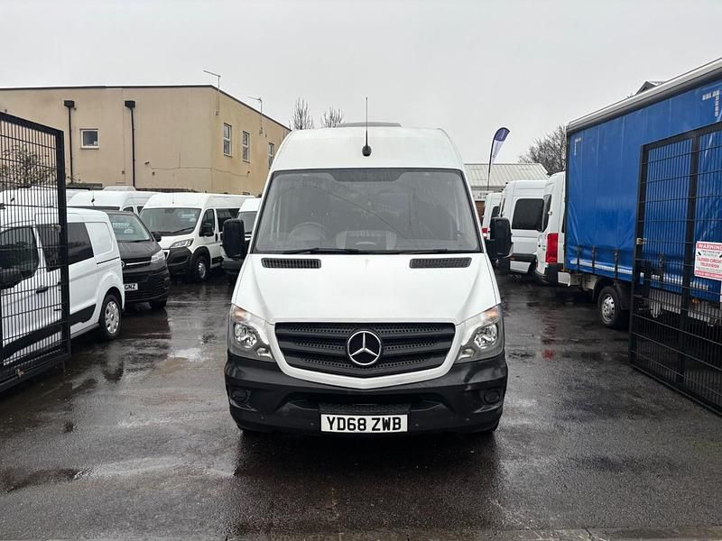 Used Mercedes Sprinter 138 HP (101 kW) 2018 White Van