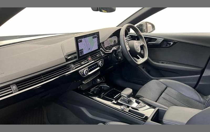 Used Audi A5 Sportback Black Edition 161 HP (118 kW) 2024 Blue Hatchback