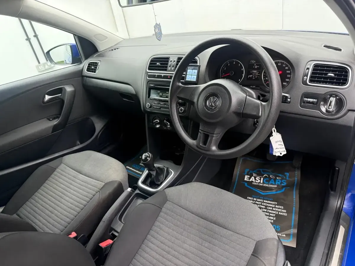 Begagnad VW Polo Edition 2013 Blå Halvkombi