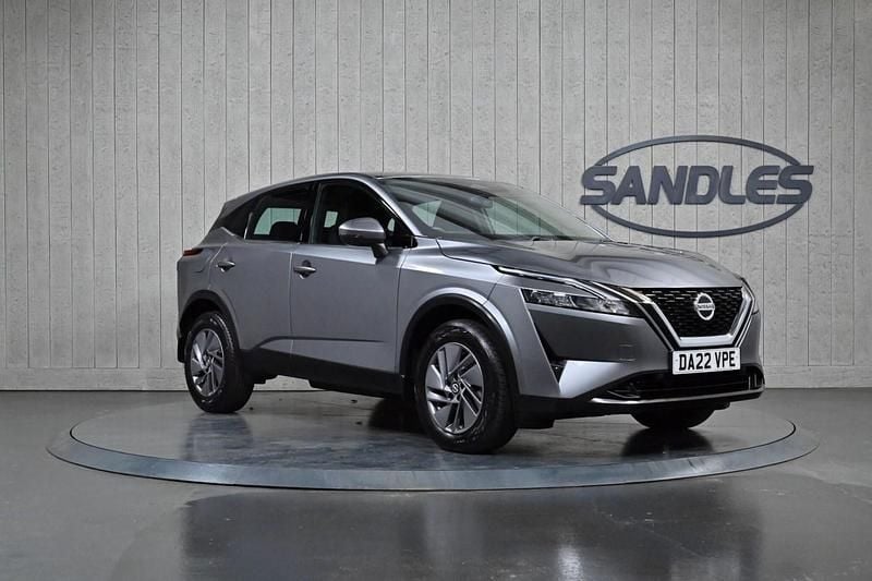 Grey Used 2022 Nissan Qashqai Acenta Premium SUV | £14,599 (Good price) - Image 1/4