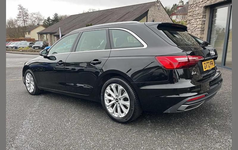 Used Audi A4 Comfort 147 HP (108 kW) 2023 Black Estate