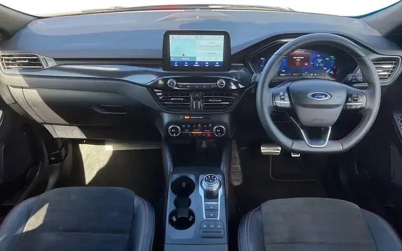 Usado Ford Kuga ST-Line X 225 CV (165 kW) 2023 Azul SUV