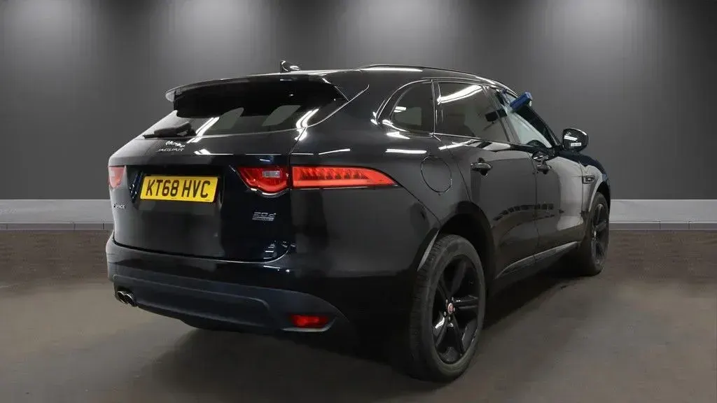 Used Jaguar F-Pace R-Sport 180 HP (132 kW) 2019 Black SUV