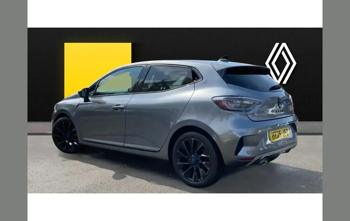 Used Renault Clio V Esprit Alpine 90 HP (66 kW) 2025 Grey Hatchback