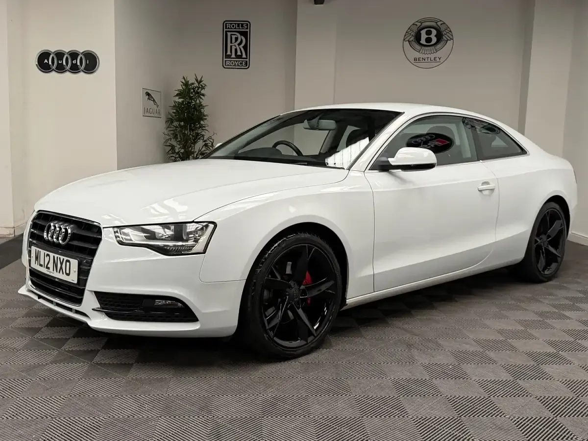 Used Audi A5 204 HP (150 kW) 2012 White Coupe
