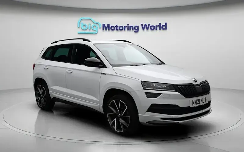 Used Skoda Karoq SportLine 150 HP (110 kW) 2021 White SUV