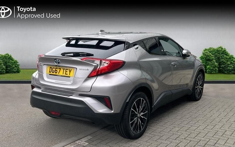 Used Toyota C-HR 122 HP (89 kW) 2017 Silver SUV
