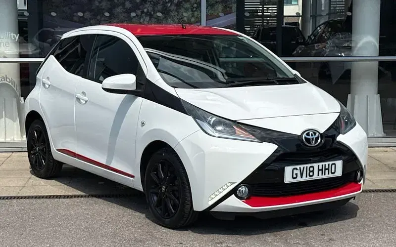 Used Toyota Aygo x-press 69 HP (50 kW) 2018 Hatchback