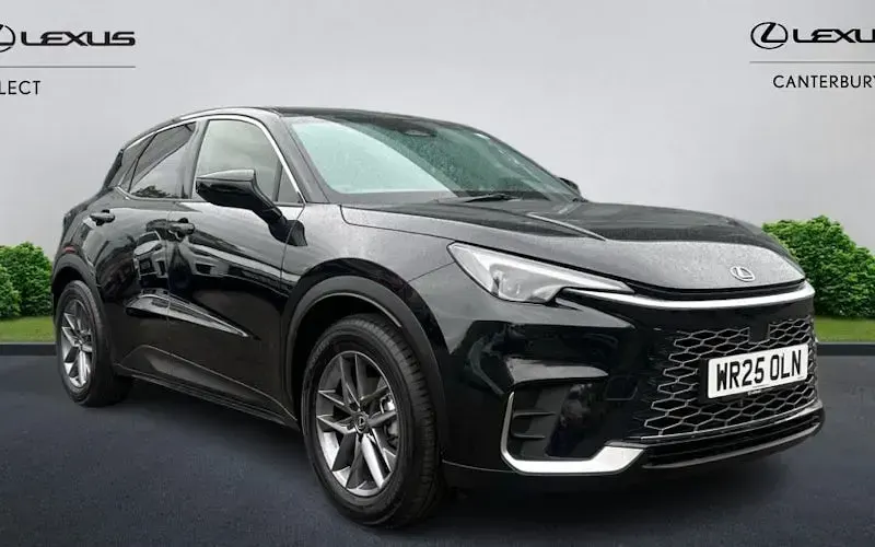 Used Lexus LBX 136 HP (100 kW) 2026 SUV