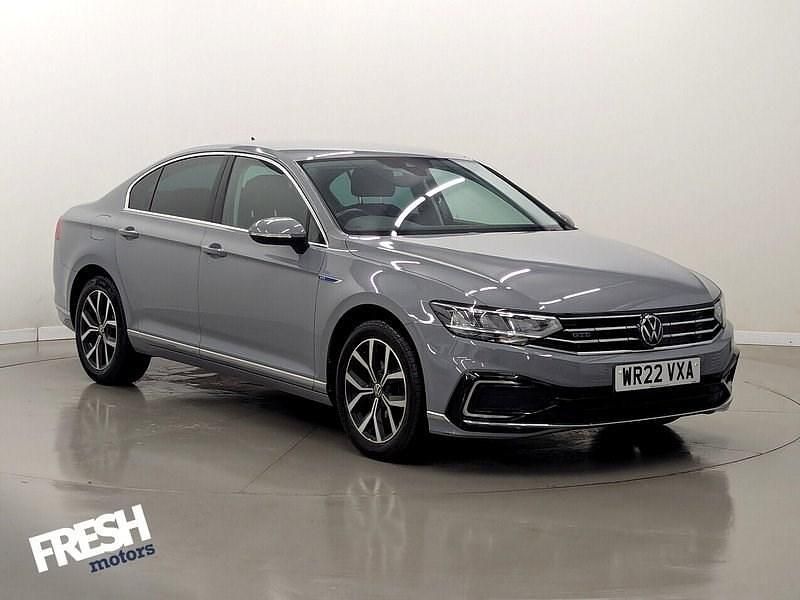 Grey Used 2021 VW Passat GTE Sedan | £15,190 (Fair price) - Image 1/4