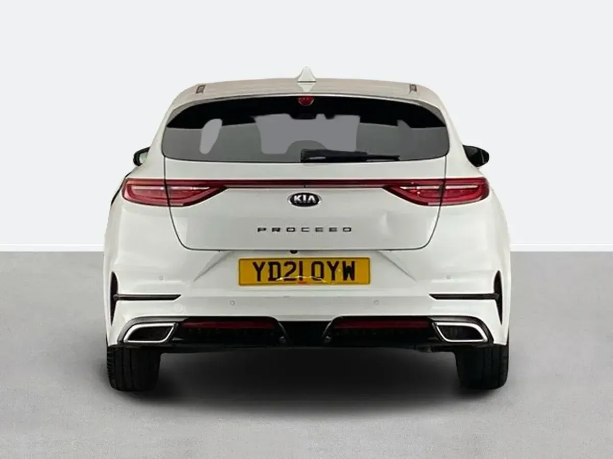 Used Kia ProCeed GT-Line 158 HP (116 kW) 2021 White Estate