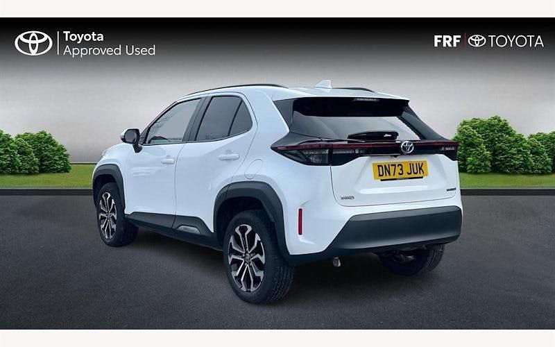 Used Toyota Yaris Hybrid Design 116 HP (85 kW) 2025 Estate