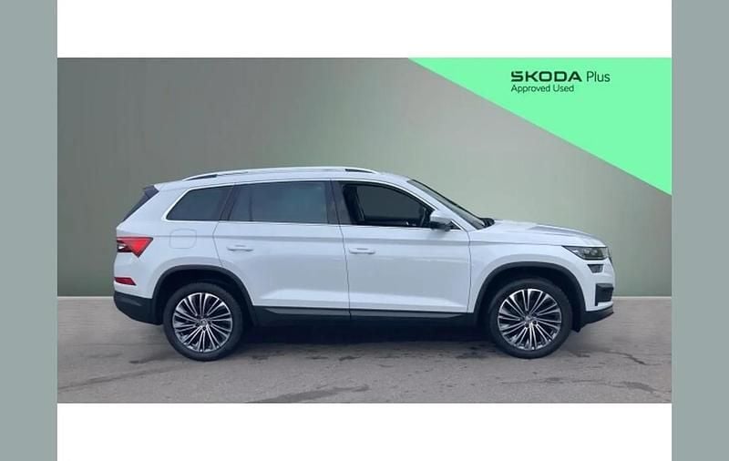 Used Skoda Kodiaq SE L Executive 150 HP (110 kW) 2023 White SUV