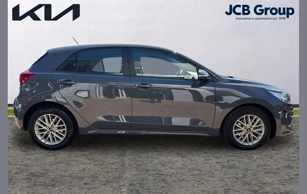 Used Kia Rio 83 HP (61 kW) 2023 Grey Hatchback