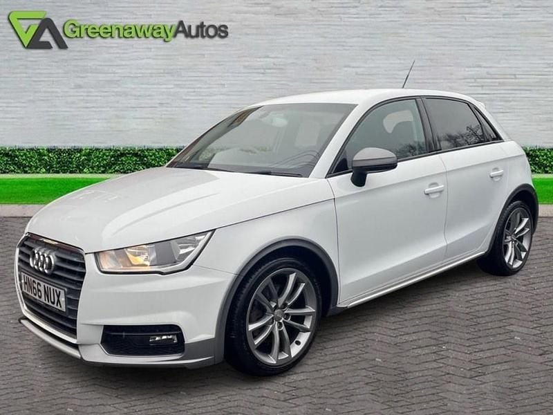 Used Audi A1 Sportback Sport 125 HP (91 kW) 2016 White Hatchback