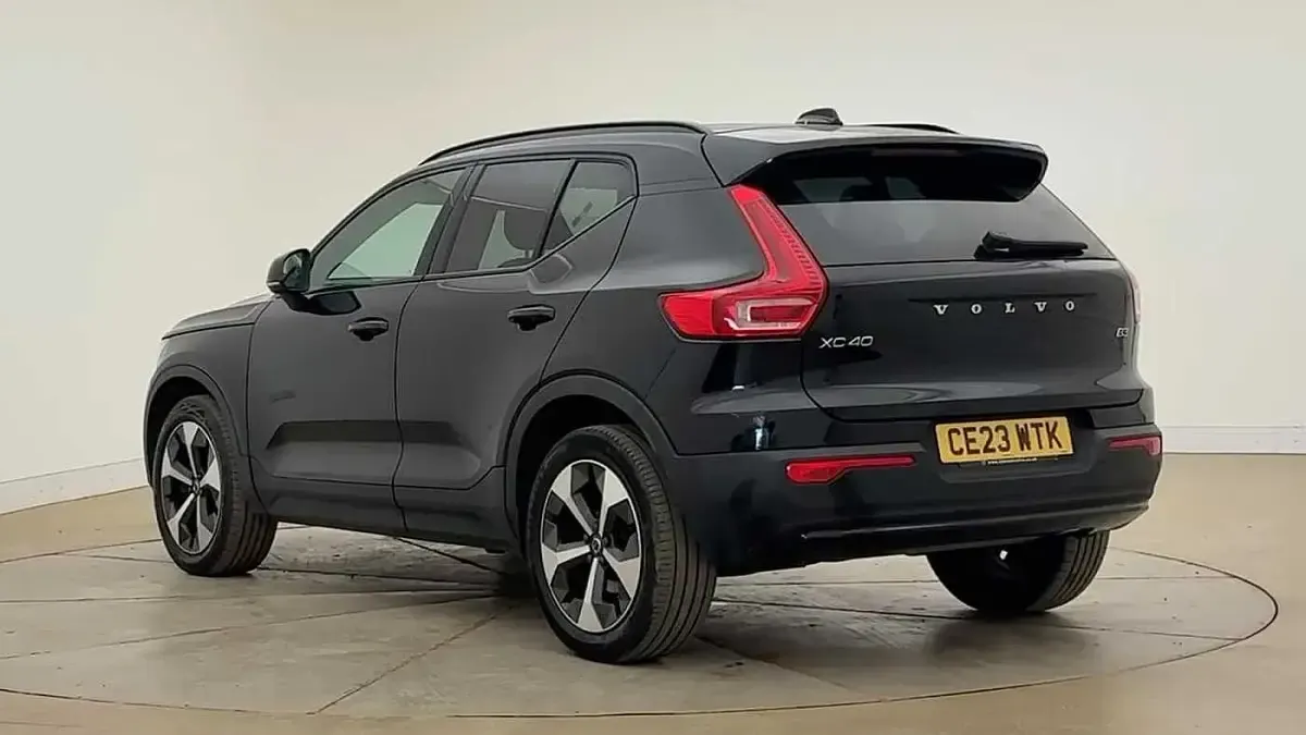 Used Volvo XC40 Ultimate 2023 Black SUV