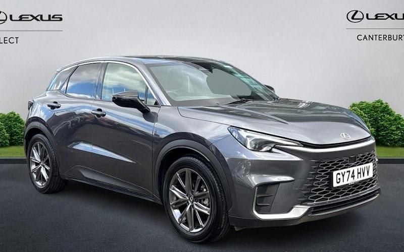 Usado Lexus LBX 136 HP (100 kW) 2026 SUV